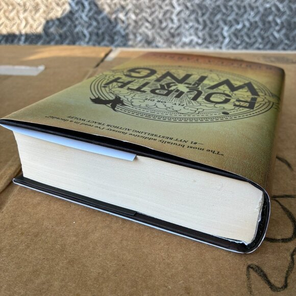 Fourth Wing Original Hardcover Empyrean Series Rebecca Yarros - Picture 6 of 7